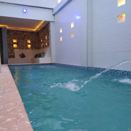Hotel Open Sea *