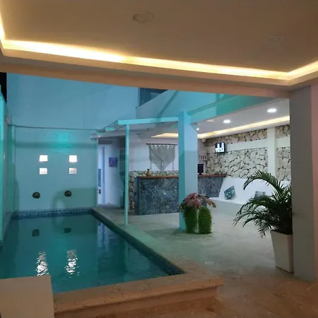 Open Sea Hotel