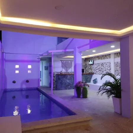 Open Sea Hotel *